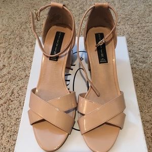 Steve Madden nude heels